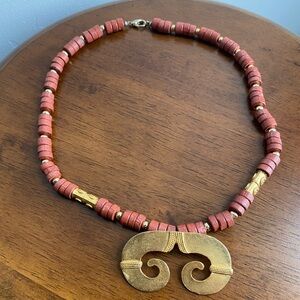 Vintage 80’s 90’s contemporary necklace gold metal with clay beads
